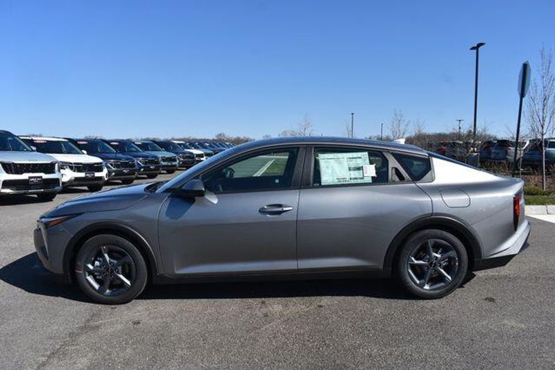 New 2026 Kia K4 LXSImage 7