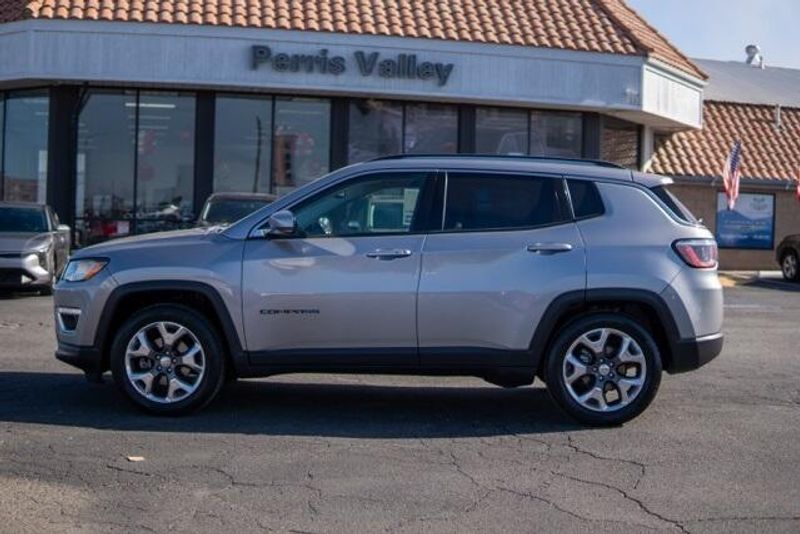 Used 2020 Jeep Compass LimitedImage 4