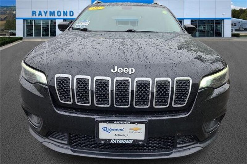 2019 Jeep Cherokee LatitudeImage 3