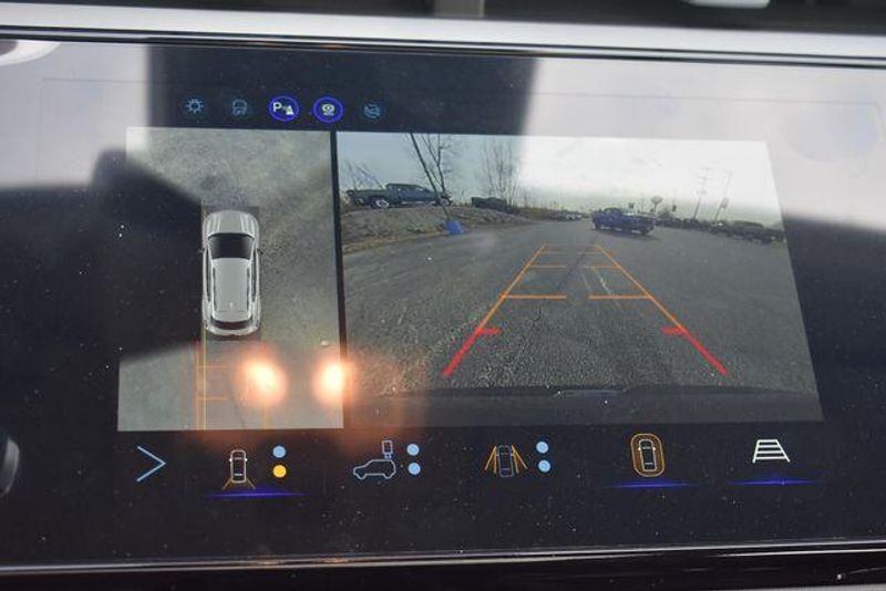 New 2027 Chevrolet Bolt EV RSImage 29