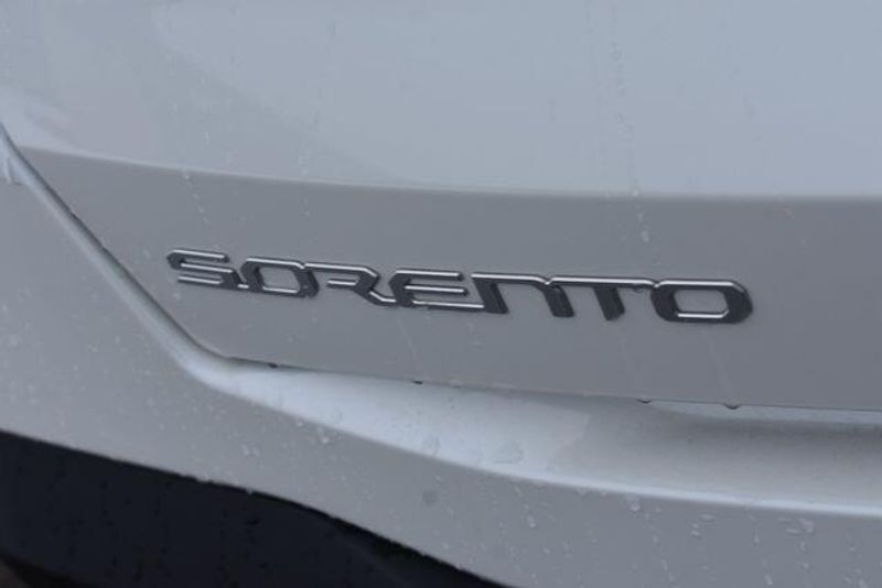 New 2026 Kia Sorento Hybrid EXImage 19