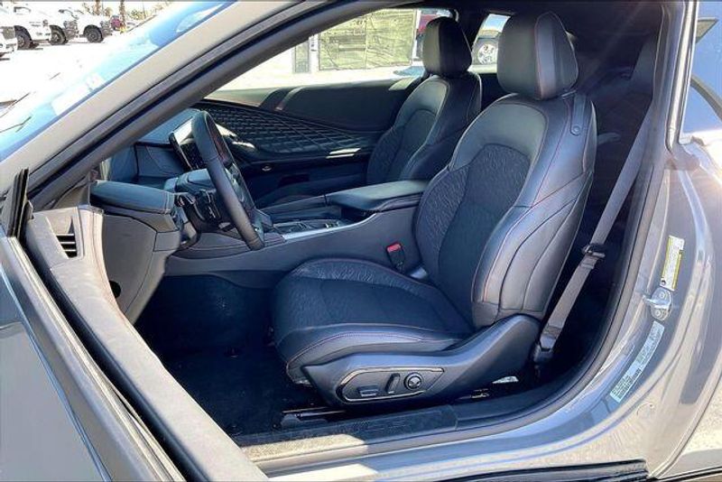 New 2026 Dodge Charger Scat PackImage 8