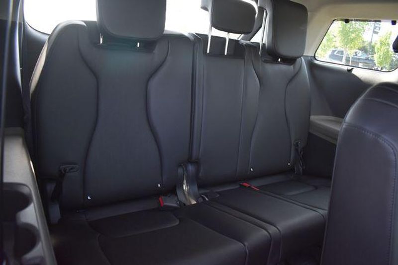 New 2026 Kia Carnival Hybrid EXImage 14