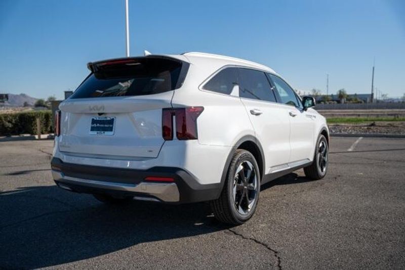 New 2026 Kia Sorento Hybrid EXImage 7