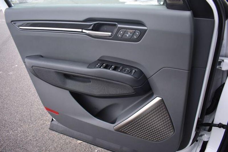 New 2026 Kia EV9 GT-LineImage 38