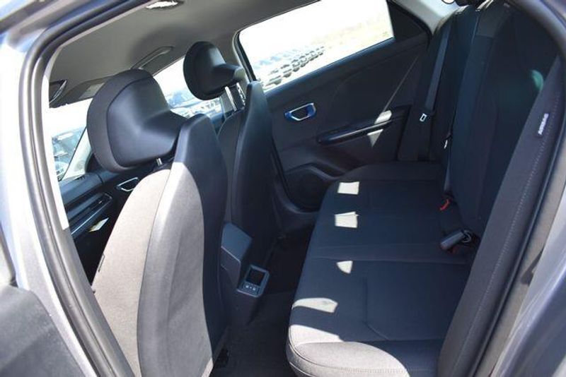 New 2026 Kia K4 LXSImage 16