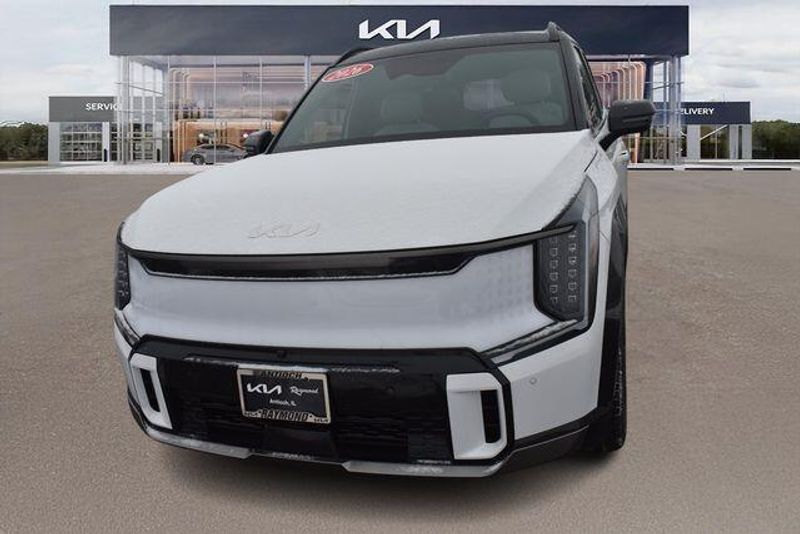 New 2026 Kia EV9 GT-LineImage 8