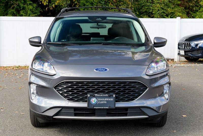 2022 Ford Escape Plug-In Hybrid SEL photo 2