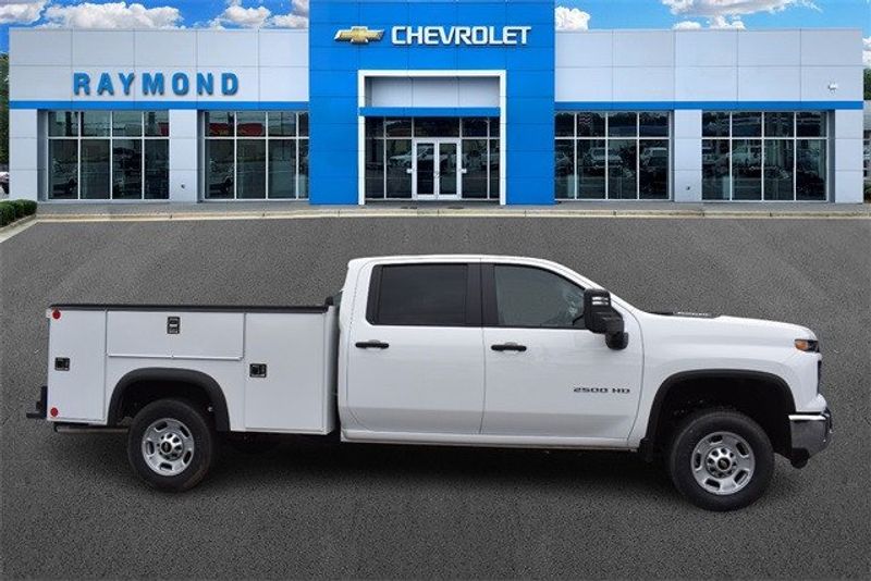 2024 Chevrolet Silverado 2500HD Work TruckImage 2