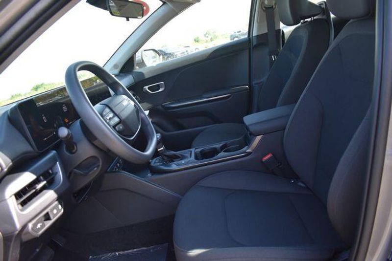 New 2026 Kia K4 LXSImage 19