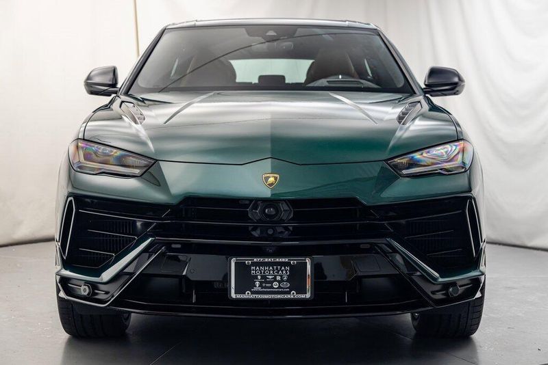 2023 Lamborghini Urus SImage 8