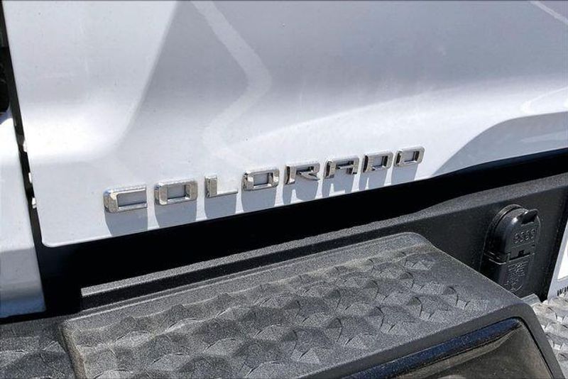 Used 2024 Chevrolet Colorado Z71Image 31
