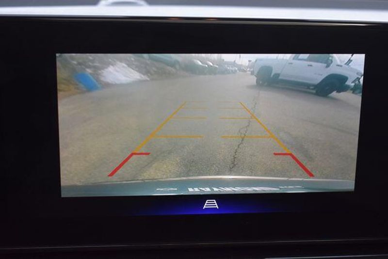 Used 2025 Chevrolet TrailBlazer ActivImage 37