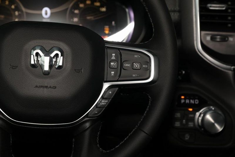 2025 RAM 1500 Laramie Crew Cab 4x4 5