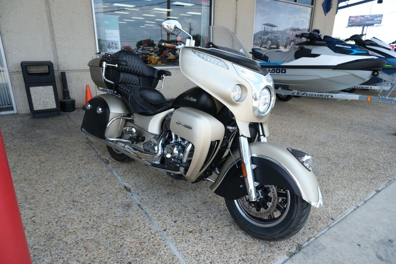 2020 INDIAN MOTORCYCLE ROADMASTER ICON TAN 