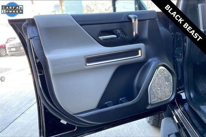 Used 2025 GMC HUMMER EV SUV 2XImage 22