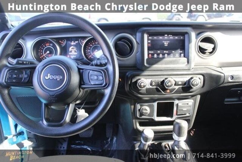 2021 Jeep Wrangler Unlimited WillysImage 16