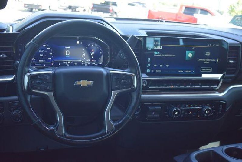 Used 2022 Chevrolet Silverado 1500 LTImage 20