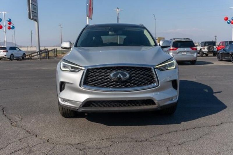 Used 2019 INFINITI QX50 LuxeImage 2
