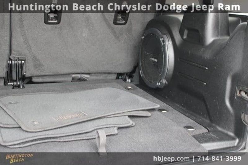 2022 Jeep Wrangler Unlimited SaharaImage 42