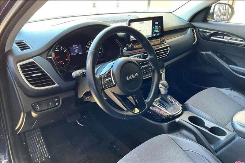 Used 2023 Kia Seltos NightfallImage 14