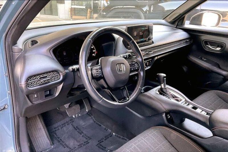 Used 2023 Honda HR-V SportImage 14