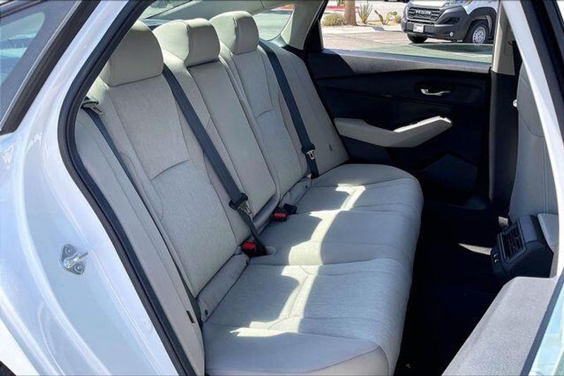 Used 2025 Honda Accord Sedan SEImage 26