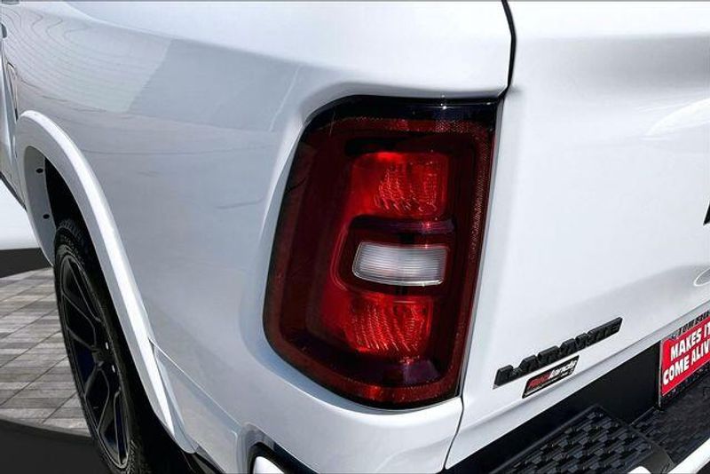 New 2026 RAM 1500 LaramieImage 36