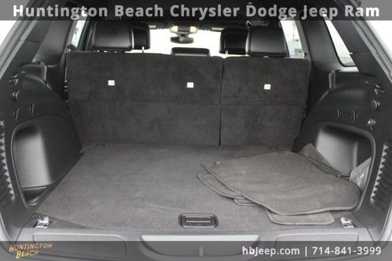2022 Jeep Grand Cherokee WK Laredo XImage 40