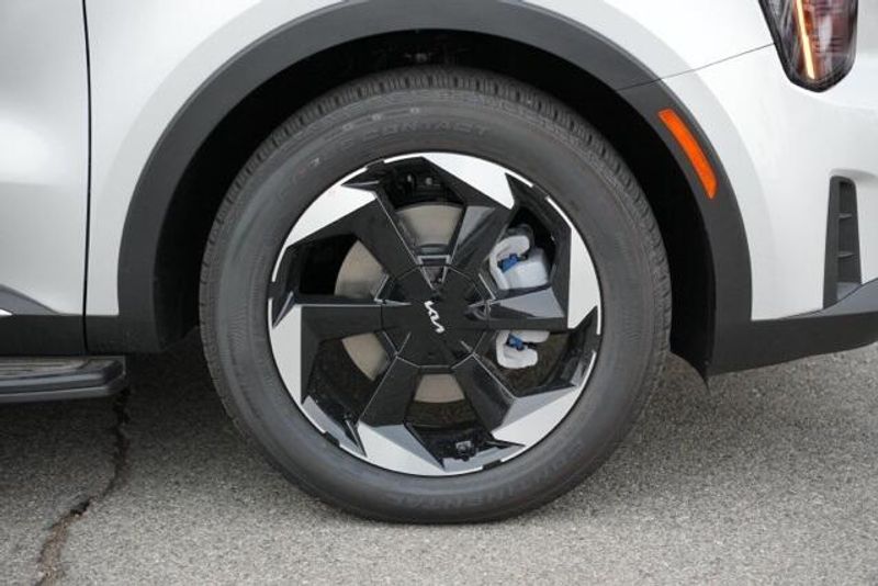 New 2025 Kia Sorento Hybrid EXImage 8