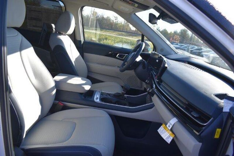 New 2026 Kia Carnival SX PrestigeImage 15