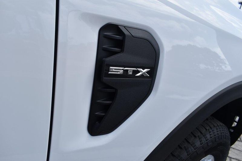 New 2025 Ford Ranger XLImage 5