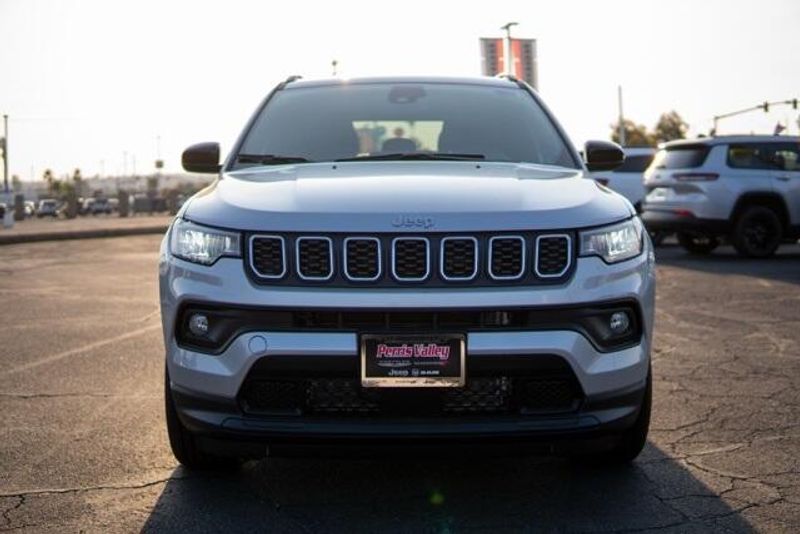 New 2025 Jeep Compass LatitudeImage 2