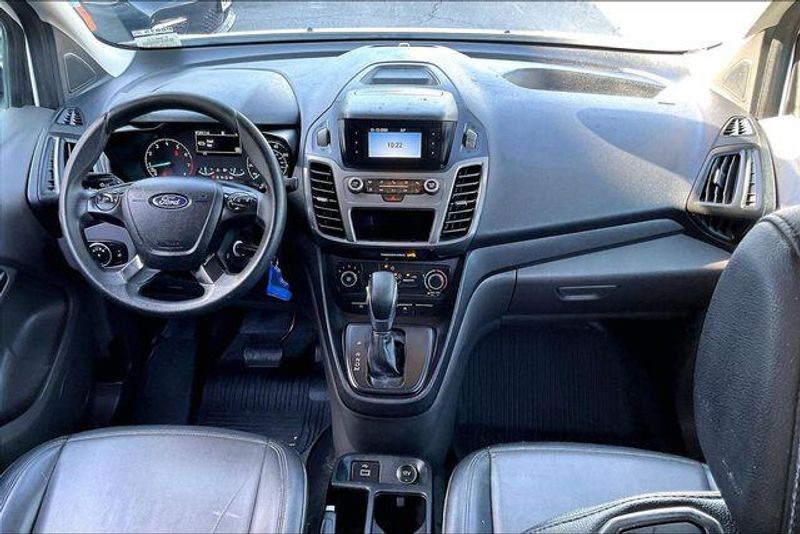Used 2020 Ford Transit Connect XLImage 15