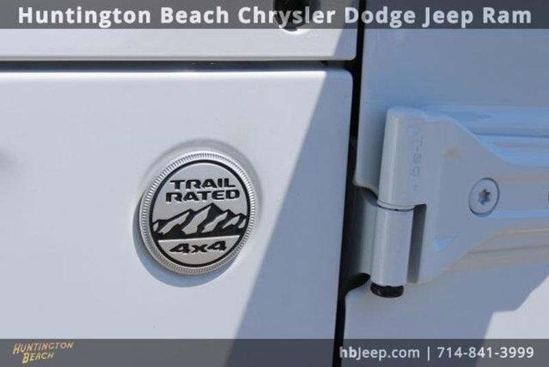 2022 Jeep Gladiator OverlandImage 14