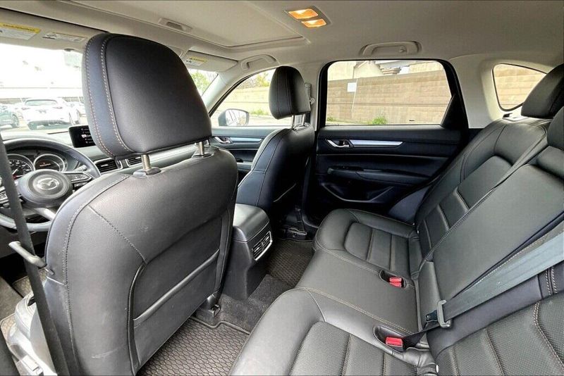 2023 Mazda CX-5 2.5 S Preferred PackageImage 16