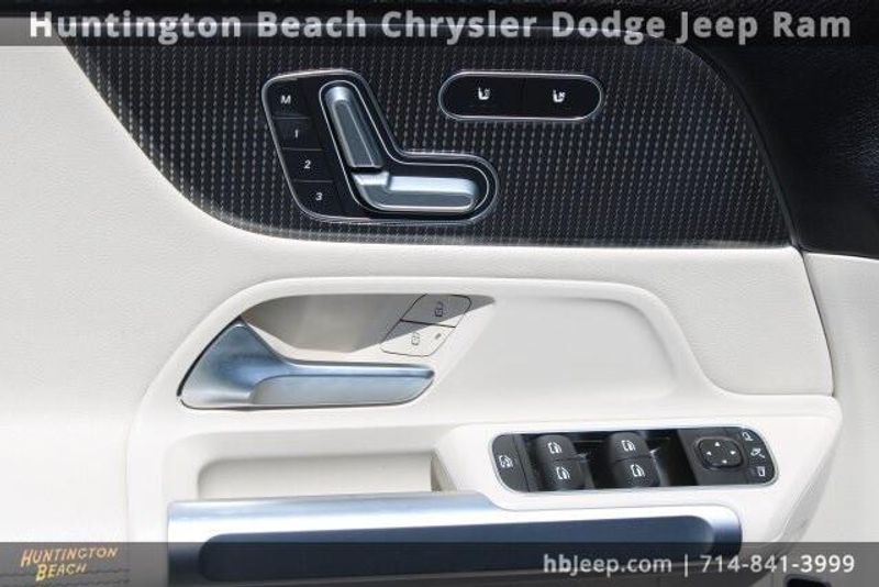 2021 Mercedes-Benz GLB 250Image 14