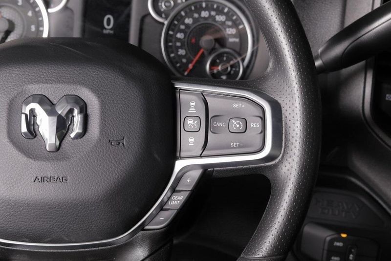 2025 RAM 2500 Tradesman Regular Cab 4x4 8