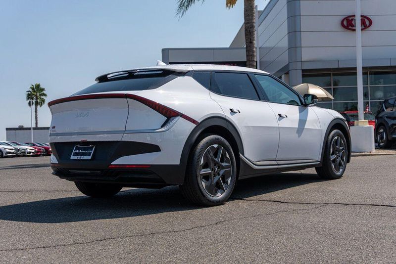 New 2026 Kia EV6 GT-LineImage 7