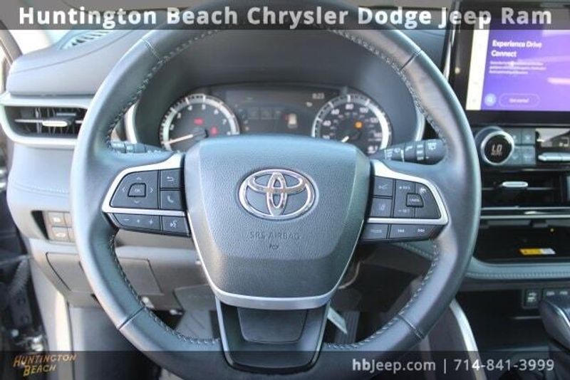 2024 Toyota Highlander XLEImage 19