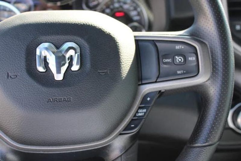 2023 RAM 2500 Tradesman Regular Cab Harbor BodyImage 28