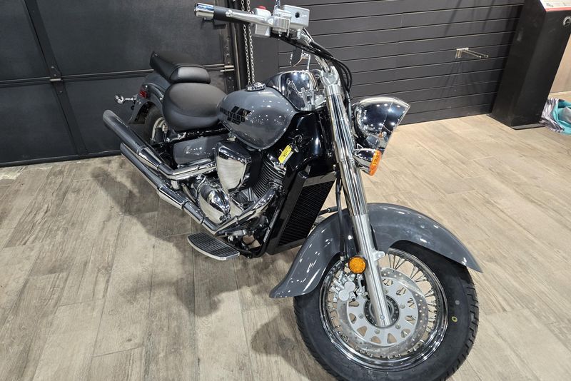 2025 SUZUKI BOULEVARD C50 SOLID IRON GRAY 