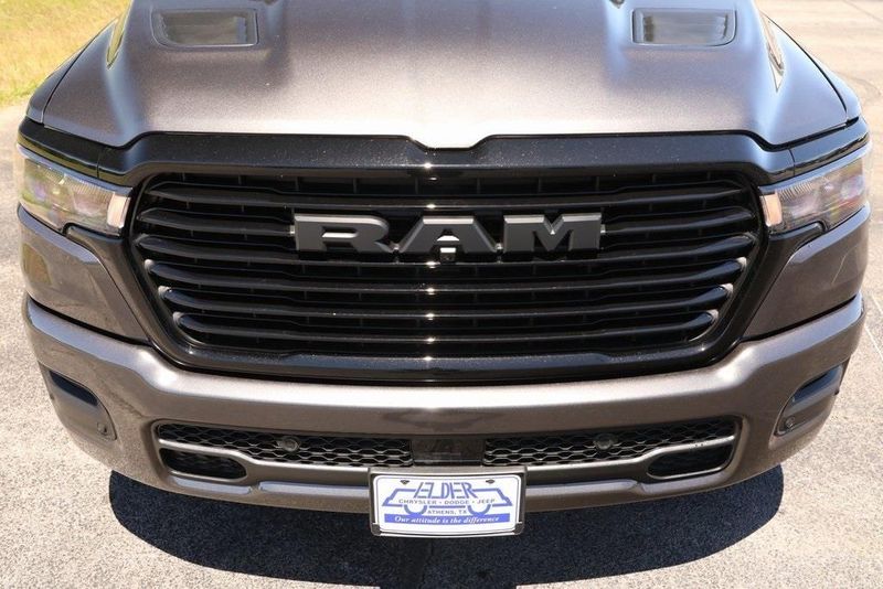 2025 RAM 1500 Laramie Crew Cab 4x4 5