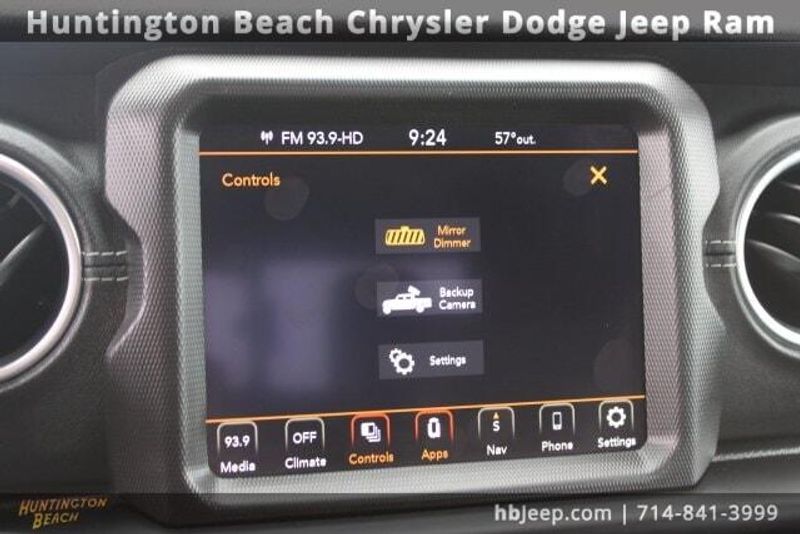 2021 Jeep Gladiator OverlandImage 36