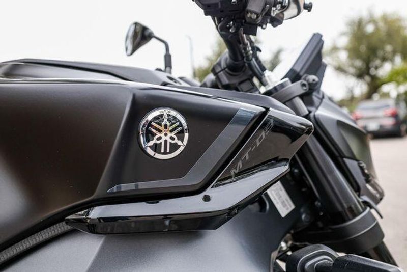 NEW 2026 YAMAHA MT09 Image 8