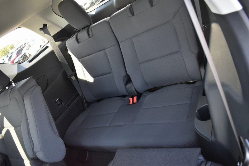 New 2025 Ford Explorer ActiveImage 8