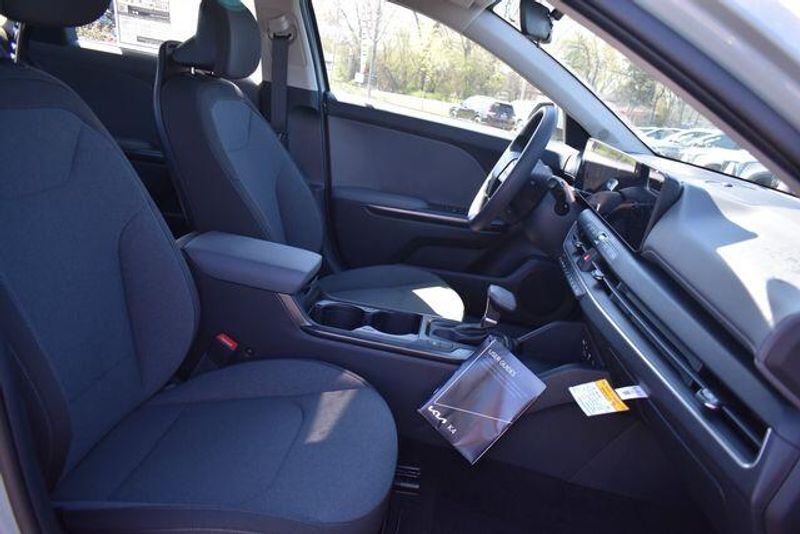 New 2026 Kia K4 LXSImage 13