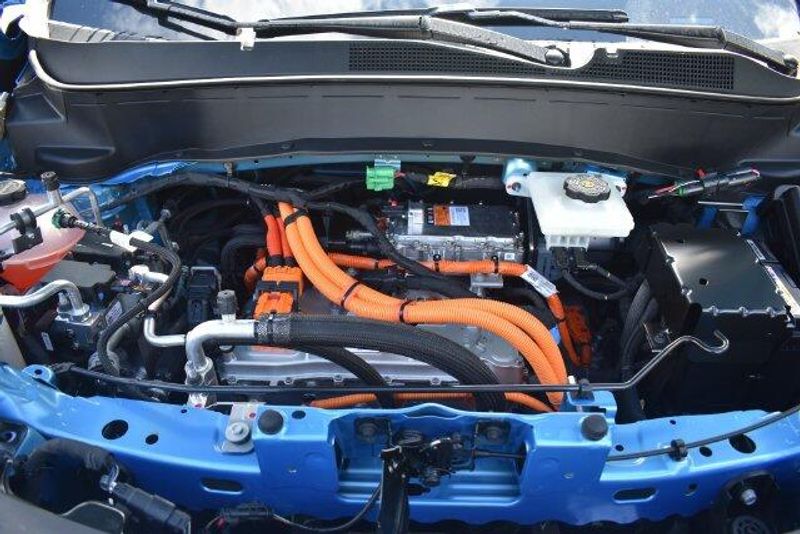 New 2027 Chevrolet Bolt EV LTImage 32