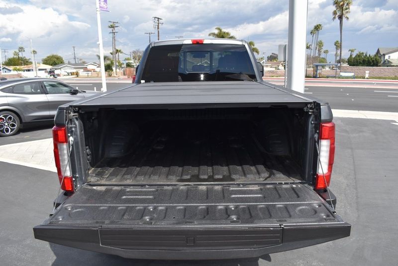 2019 Ford F-250SD PlatinumImage 10