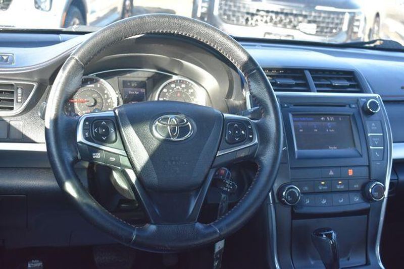 Used 2015 Toyota Camry LEImage 17
